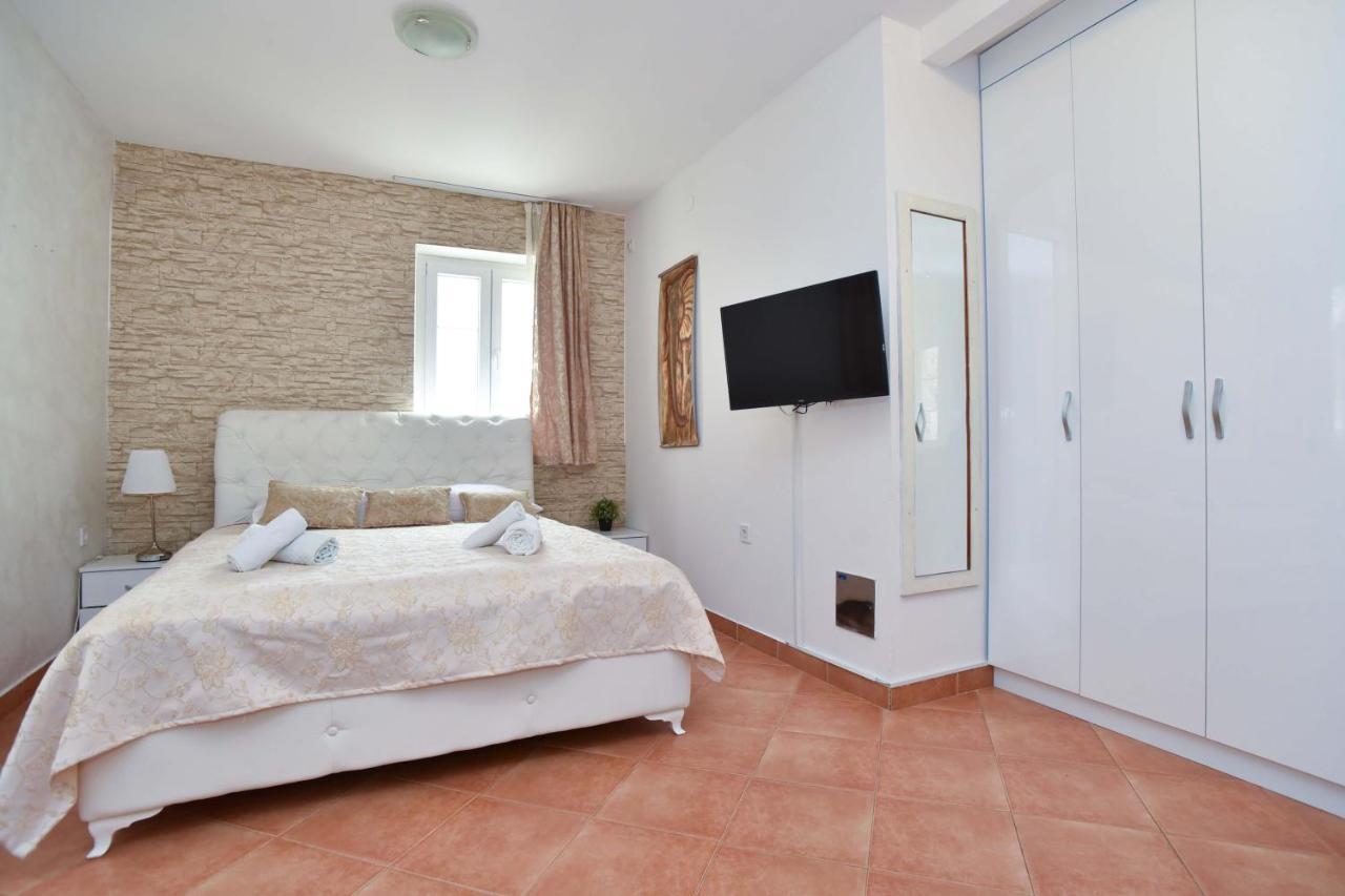 St. Nicola'S Apartments Budva Zewnętrze zdjęcie